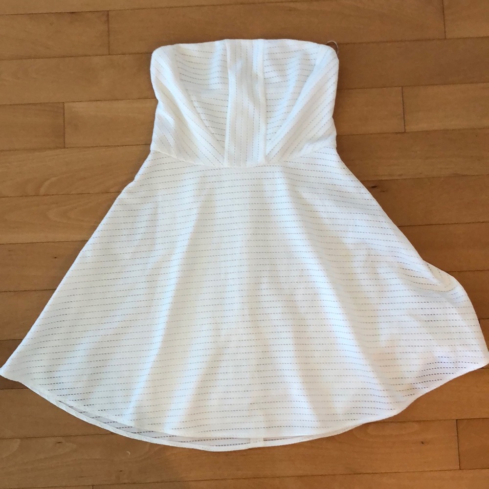 Like new EXPRESS white strapless dress, size 4